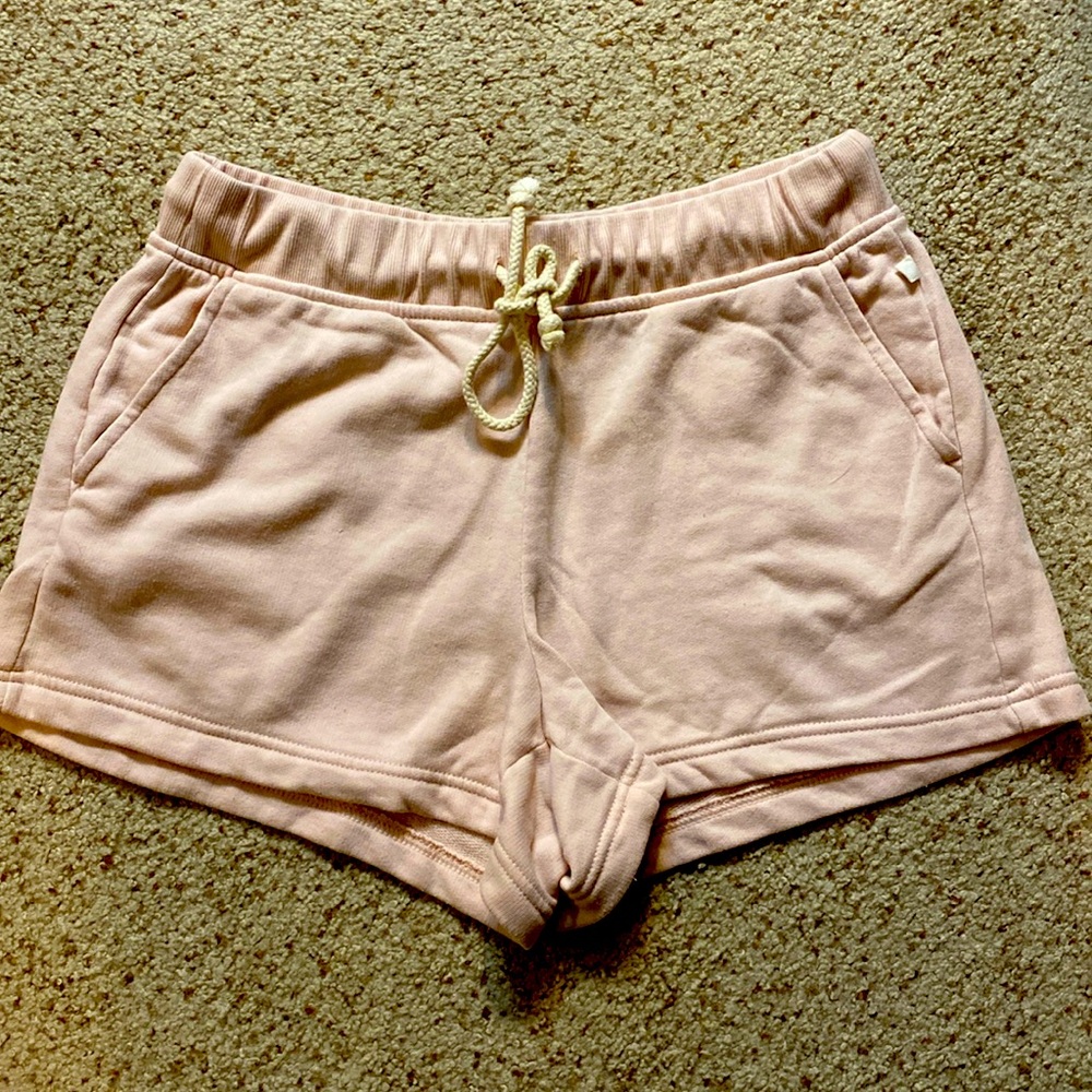 Lou & Grey pale pink lounge shorts